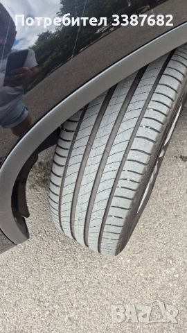 18 235 55 Michelin, снимка 2 - Гуми и джанти - 51465617