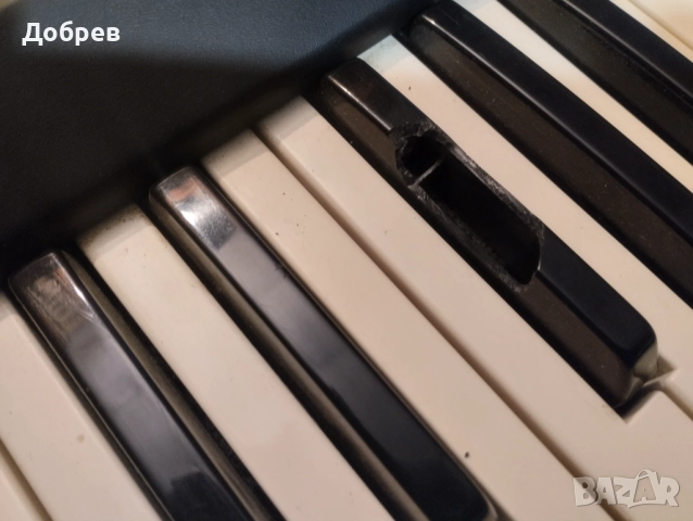 Roland E-70, снимка 10 - Синтезатори - 50046353
