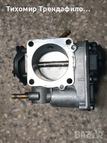 Дроселова клапа Volkswagen Golf 4 2000 1.6 101hp 06A133064J , 06A 133 064 J , AKL мотор, снимка 4 - Части - 48167345