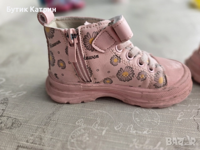 Детски боти, снимка 2 - Детски боти и ботуши - 51710651