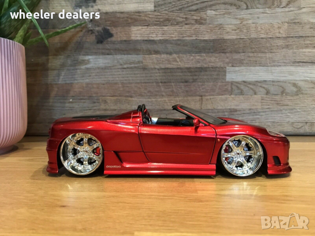 Метална количка Hot Wheels Ferrari 360 Spider 1/24 Dropstars Custom , снимка 2 - Колекции - 36154338