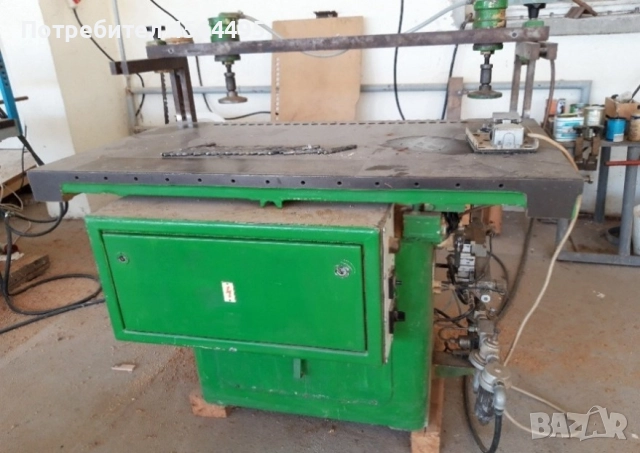 Продавам многошпинделна пробивна машина Holzkraft