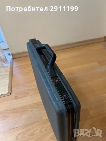 Куфар Samsonite, снимка 3 - Куфари с инструменти - 49585657