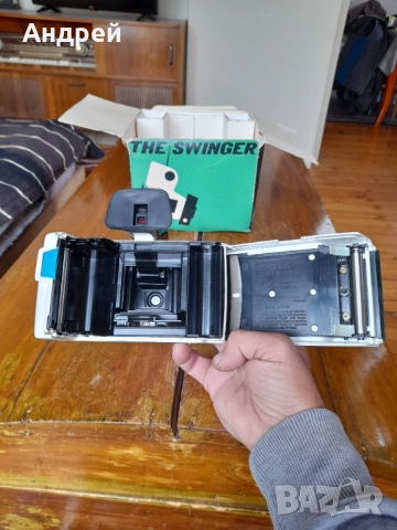 Стар фотоапарат Polaroid Swinger Model 20, снимка 7 - Антикварни и старинни предмети - 52227006