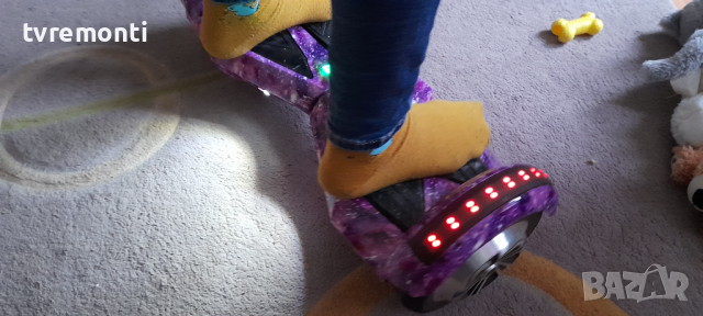 Електрически самобалансиращ скутер Hoverboard Smart Balance Wheel, Гуми 8", снимка 2 - Скейтборд, ховърборд, уейвборд - 36347874