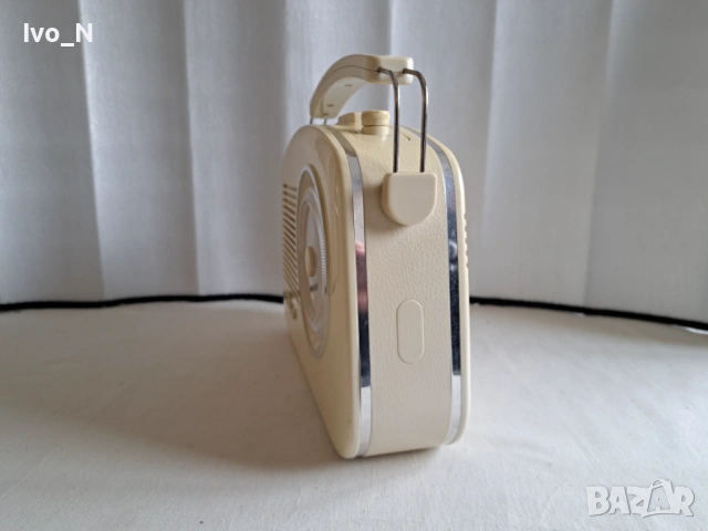 Радио в ретро стил Konig HAV-TR 710., снимка 3 - Радиокасетофони, транзистори - 53705585