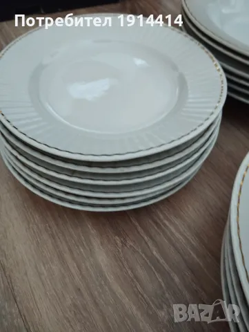 Порцеланови чинии различни размери