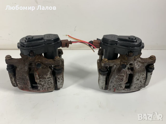Задни спирачни апарати моторче ръчна спирачка  Audi A4 A5 (09-15)г. 32335478, снимка 2 - Части - 51028548