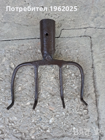 Стара Ръчно Кована Вила , снимка 2 - Градински инструменти - 51799267