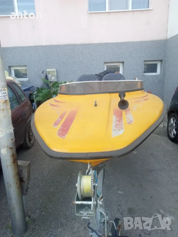 Продавам Моторна лодка Shakespeare Fibreglass, снимка 3 - Воден транспорт - 51032338