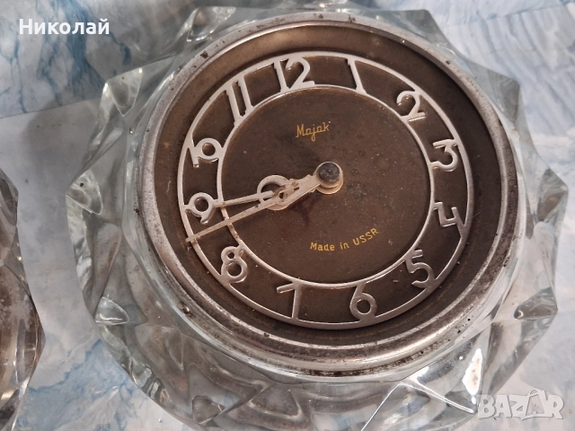 Съветски настолен часовник Маяк Кристал за Части Ремонт, снимка 5 - Колекции - 52389091