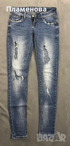 Дамски накъсани дънки S/M