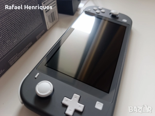 Nintendo Switch Lite, снимка 2 - Nintendo конзоли - 53607086