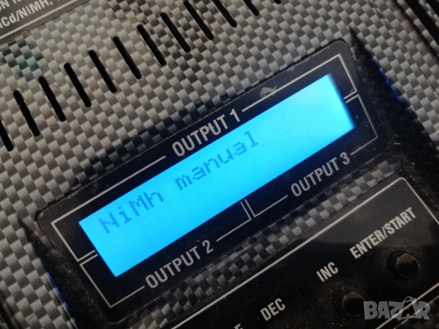 Зарядно устройство за батерии GRAUPNER Ultra Trio plus 14, снимка 10 - Друга електроника - 51475809