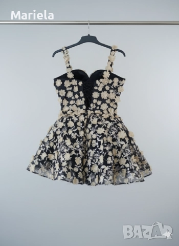 L'HÉRITAGE NOIR: Роклята-шедьовър с 3D цветя!, снимка 3 - Рокли - 51872281