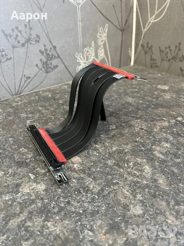 Кабел за вертикален монтаж на видео карта PCIe 4.0 X16, снимка 4 - Други - 49569655