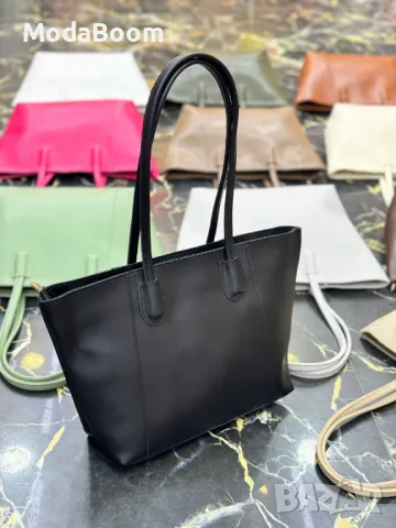 Дамски чанти в различни цветове 