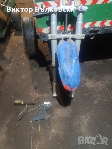 предница от голям крос и спирачна система виждасе , снимка 2 - Мотоциклети и мототехника - 53458213