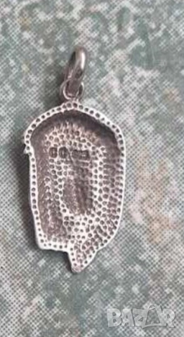 Старинен сребърен медальон с Исус Христос  и вързанка за да ви пазят и закрилят., снимка 2 - Други - 52949569