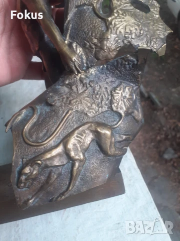 Страхотна бронзова пластика на воин фигура статуетка бронз, снимка 3 - Антикварни и старинни предмети - 50966429