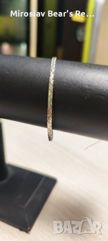 Единична , ръчно кована , цяла дамска сребърна гривна , размер на ринга 60мм (6см) , снимка 2 - Гривни - 41616162