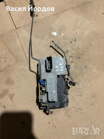 Предна Лява Брава за Ситроен Берлинго / Citroen Berlingo / Брава / Предна, снимка 2 - Части - 51256091