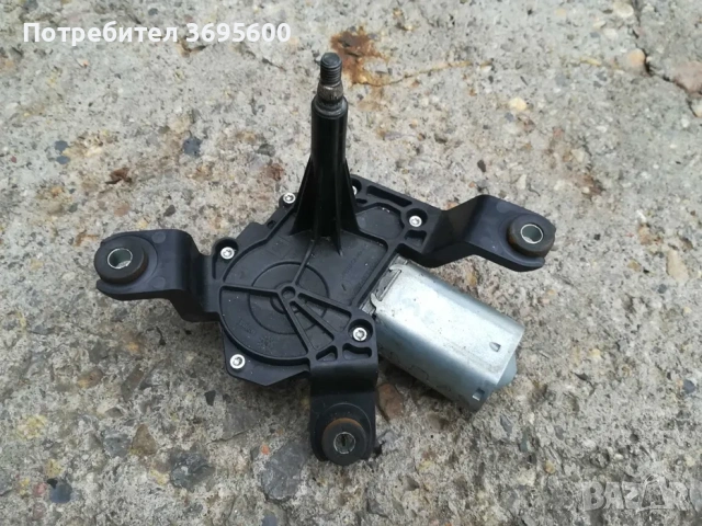 Opel Insigniq Опел Инсигния рамо механизъм чистачки задна чистачка, снимка 7 - Части - 53869854