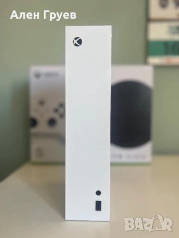 Xbox Series S 512 GB - отлично състояние/като нов, снимка 3 - Xbox конзоли - 51776547