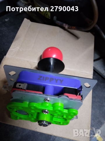 Джойстик-нов, снимка 3 - Джойстици и геймпадове - 36057259