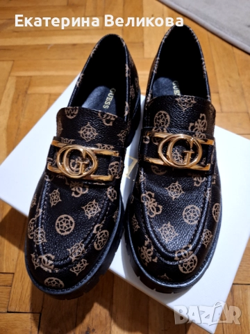 Оригинални дамски обувки Guess, снимка 2 - Дамски ежедневни обувки - 52109885