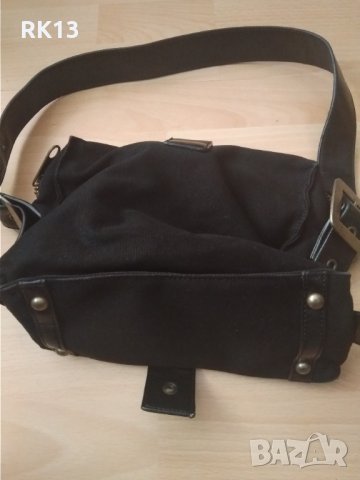 Дамска чанта Esprit, снимка 10 - Чанти - 35914268