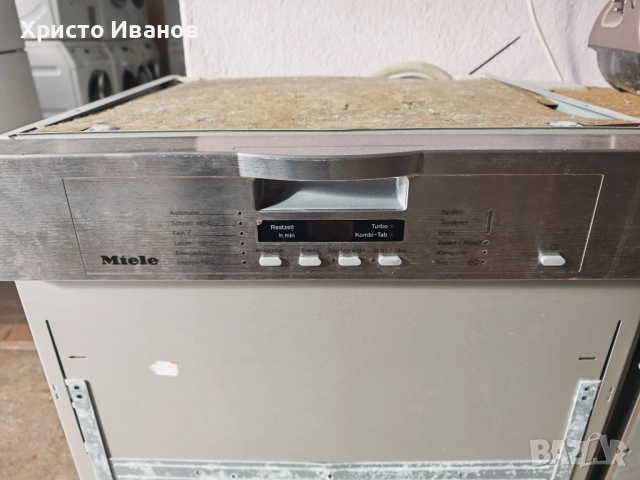 Съдомиялна Miele полувграждане, снимка 2 - Съдомиялни - 51695124