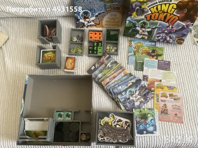 Настолна игра King of Tokyo + 6 разширения + folded space organizer - Като нова!, снимка 2 - Настолни игри - 56064043