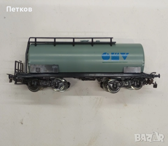 Товарни вагони четириосни Piko мащаб H0