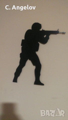 Декорация за стена