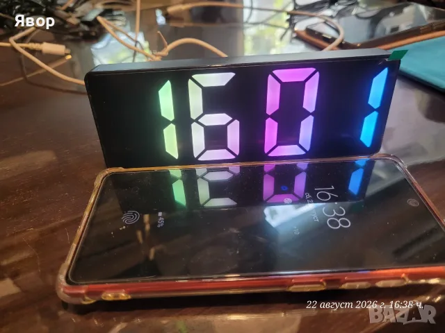 LED будилник с цветен огледален дисплей, работещ с USB , , снимка 8 - Будилници и настолни часовници - 55779902