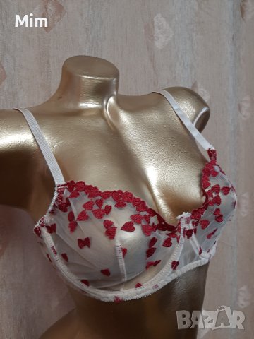 80 В Бял прозрачен сутиен с бродерия с червени сърца , снимка 5 - Бельо - 40225590