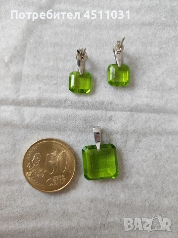 Сребърни обеци и висулка със зелен кристал, снимка 2 - Обеци - 53763538
