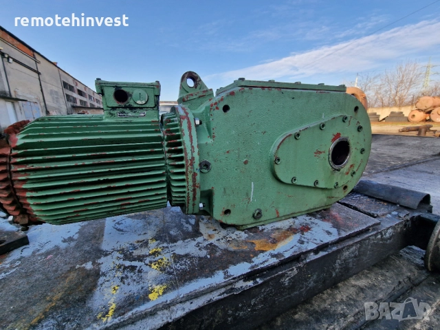 Конусно-цилиндричен мотор-редуктор с кух вал / Bauer 7.5kW, снимка 3 - Други машини и части - 52035591