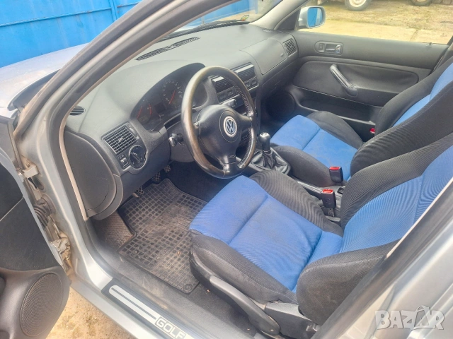 VW Golf 1.9 TDI 90hps 4/5 врати, снимка 5 - Автомобили и джипове - 53173490