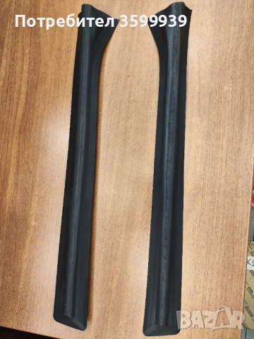 Гумено уплътнение колонка между вратите  Opel Zafira B , снимка 2 - Части - 52690262