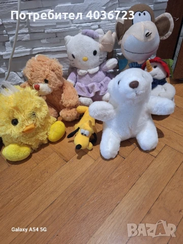 Сет от детски плюшени играчки