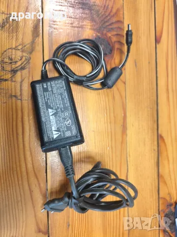 Sony AC-L15A 8,4v, снимка 2 - Батерии, зарядни - 48036103