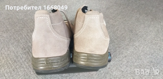 Продавам спортни обувки , Нямат скъсано. ., снимка 3 - Спортни обувки - 53064684