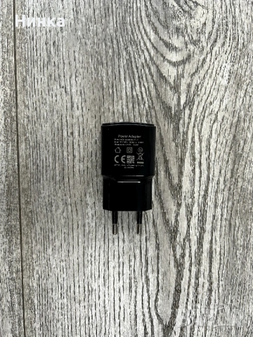 Зарядно с USB порт 5.0V-2.0A