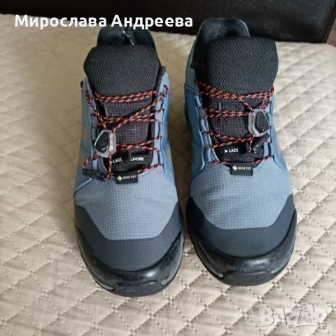 Зимни обувки Adidas Terrex , снимка 8 - Детски боти и ботуши - 51543958
