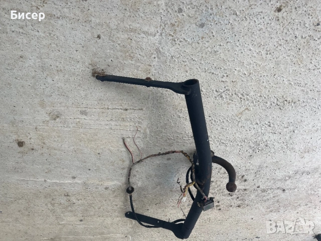 Теглич за vw touran, снимка 2 - Части - 53758947