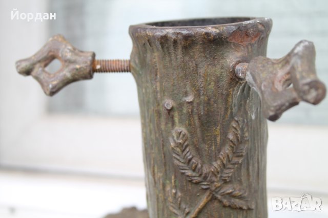 Чугунена стойка за елха 19-ти век, снимка 2 - Антикварни и старинни предмети - 41947299