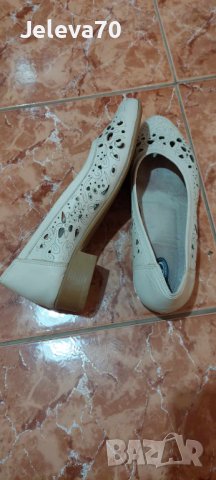 Дамски обувки, снимка 1 - Дамски обувки на ток - 44365592