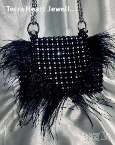 Дамска чанта от перли кристали и пера , снимка 15 - Чанти - 52502138